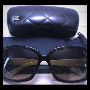 💖👏Auth Chanel Sunglass💖👏